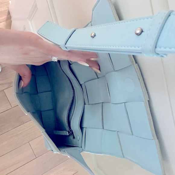 Bottega Veneta Casette Purse - Picture 2 of 4